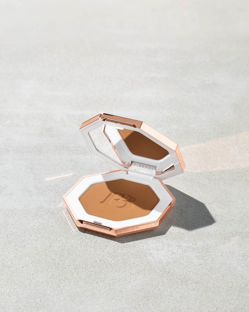 Sun Stalk'r Instant Warmth Bronzer — I$land Ting