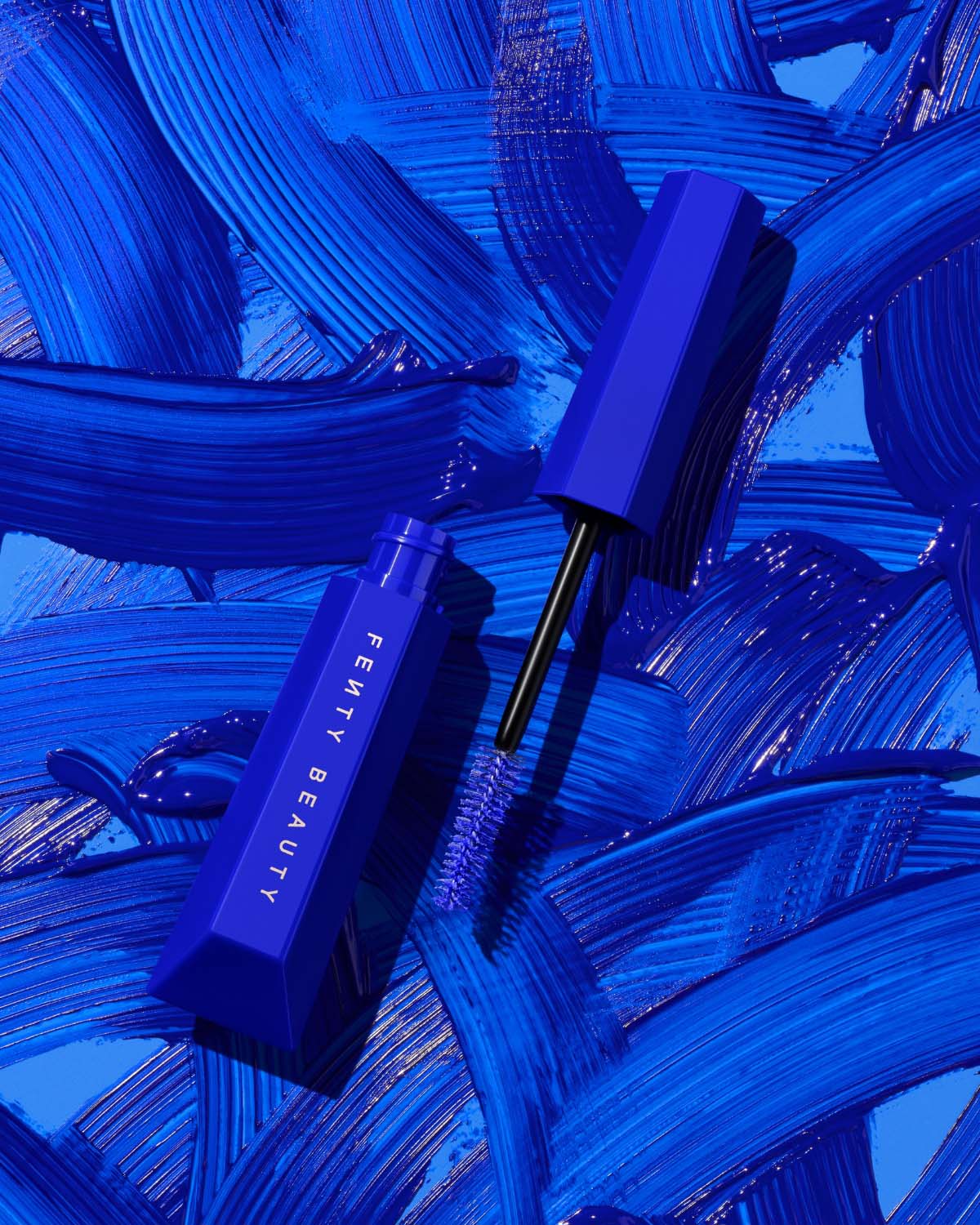 Hella Thicc Volumizing Mascara — Elec'Trip Blue
