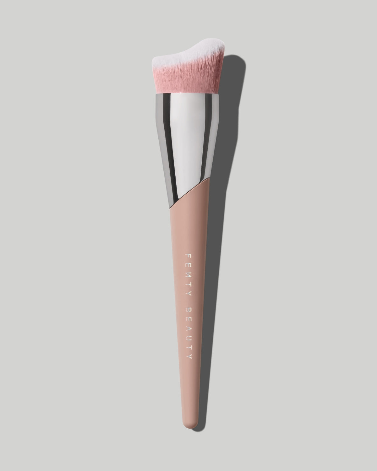Fluid Flex Foundation Brush 165