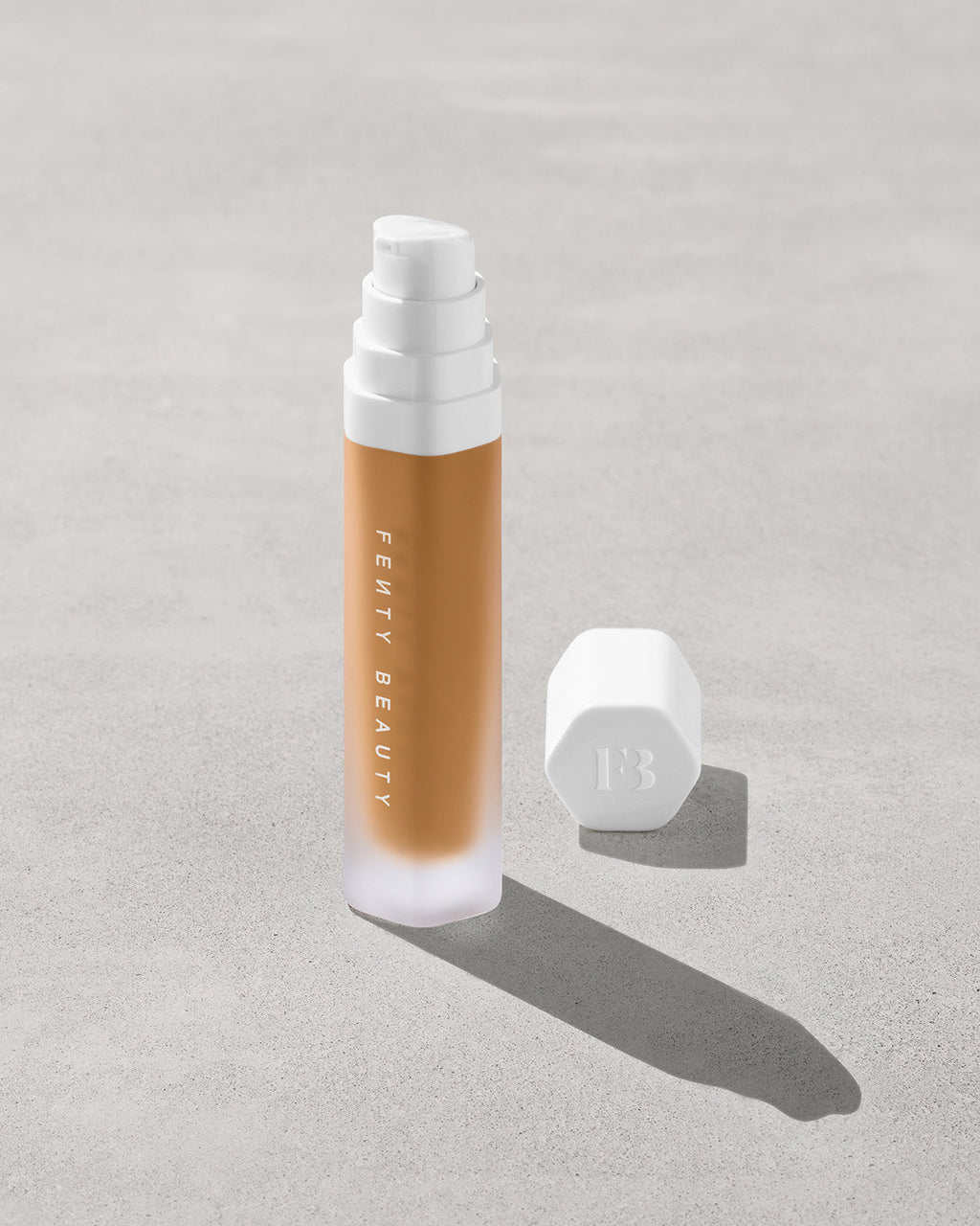 Soft'lit Naturally Luminous Longwear Foundation — 345