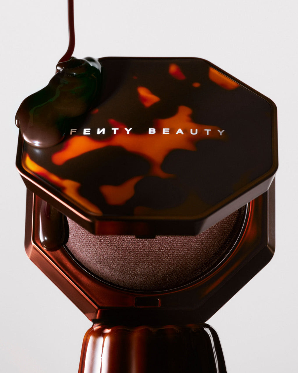 Sun Stalk'r Soufflé Pressed Mousse Cream Bronzer — Brown Butt'r